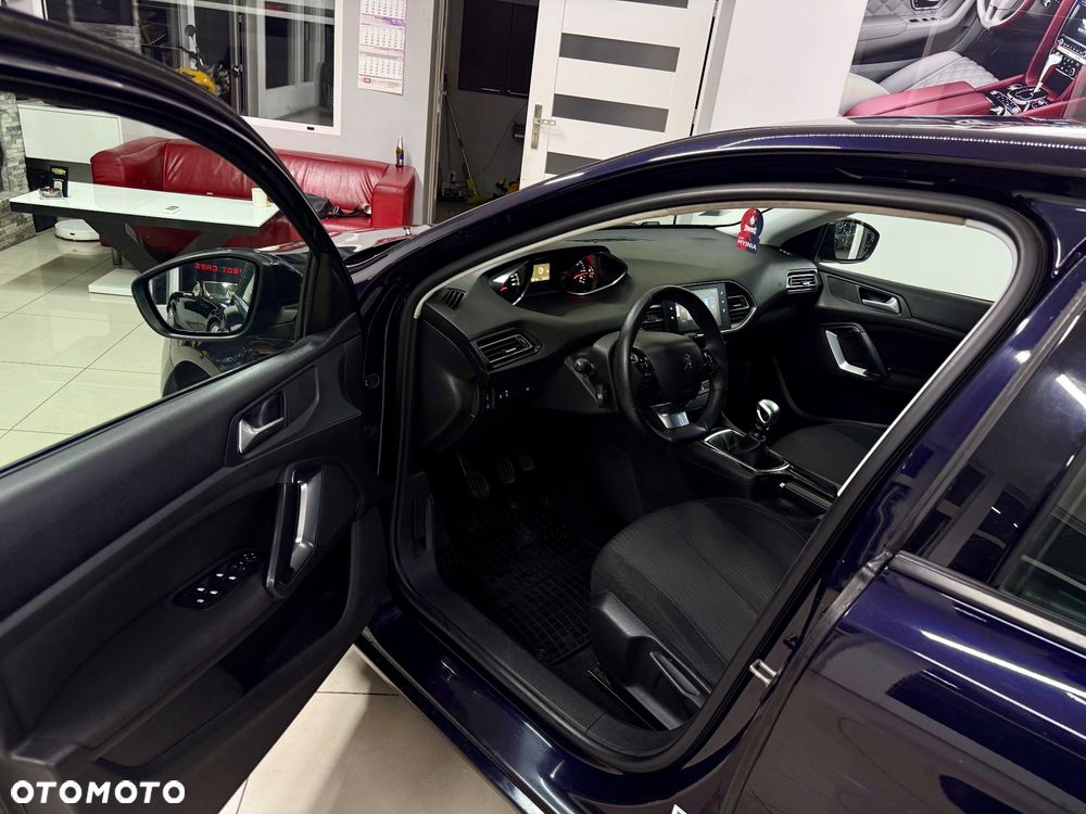 Peugeot 308 1.6 BlueHDi Allure S&S - 7