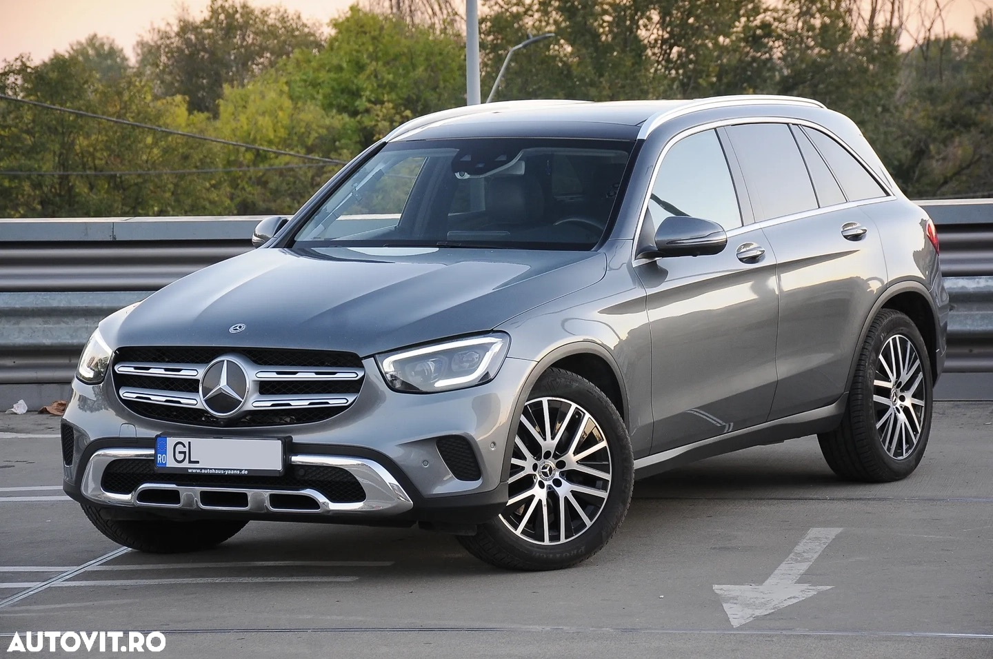 Mercedes-Benz GLC 300 d 4Matic 9G-TRONIC - 3