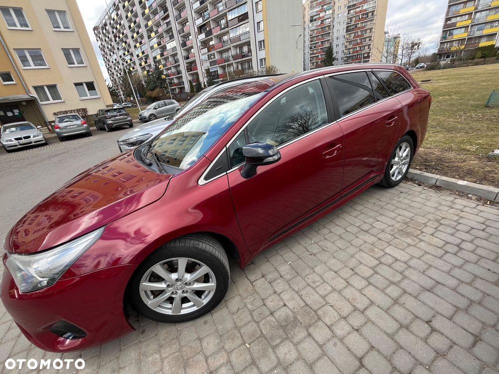 Toyota Avensis 2.0 D-4D Selection - 2