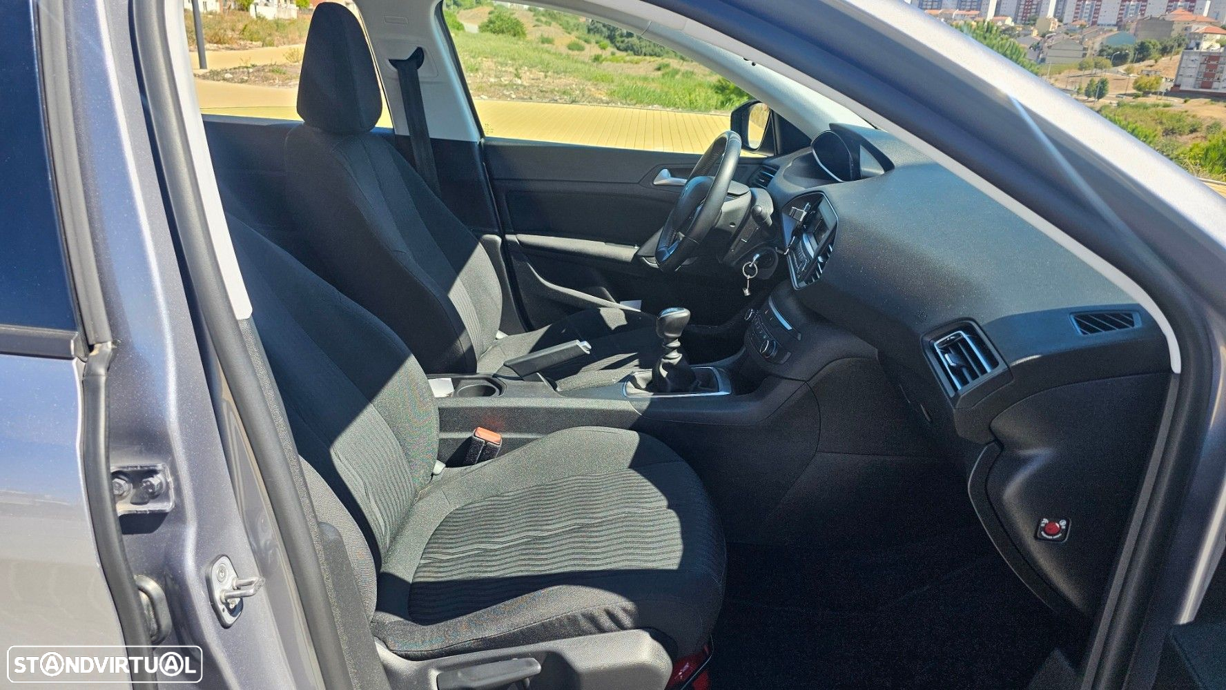 Peugeot 308 SW - 23