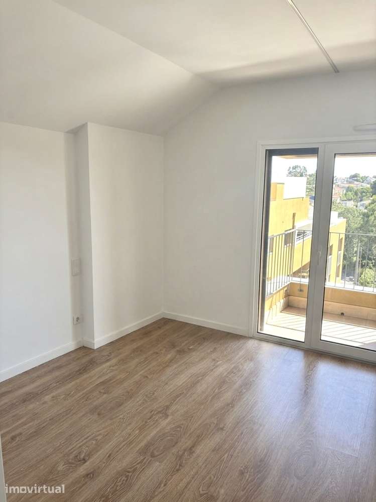 Penthouse T2 à venda com Terraço - Grande imagem: 5/17