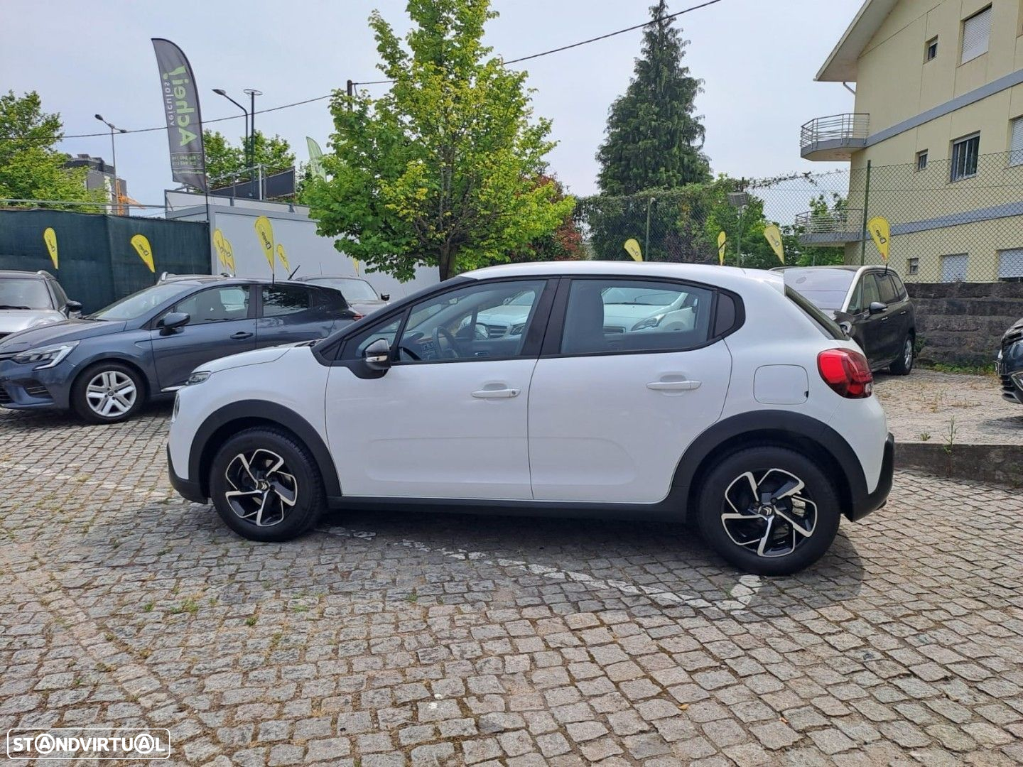 Citroën C3 1.2 PureTech Shine - 5