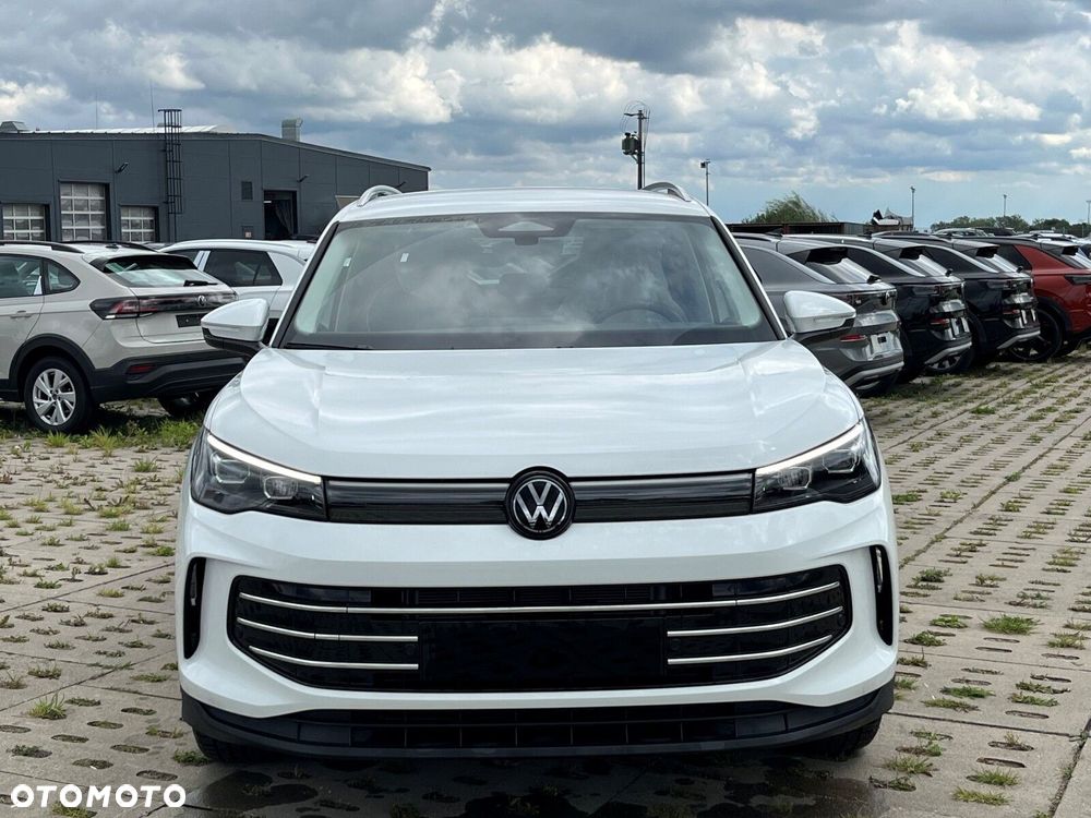 Volkswagen Tiguan 2025 photo 2
