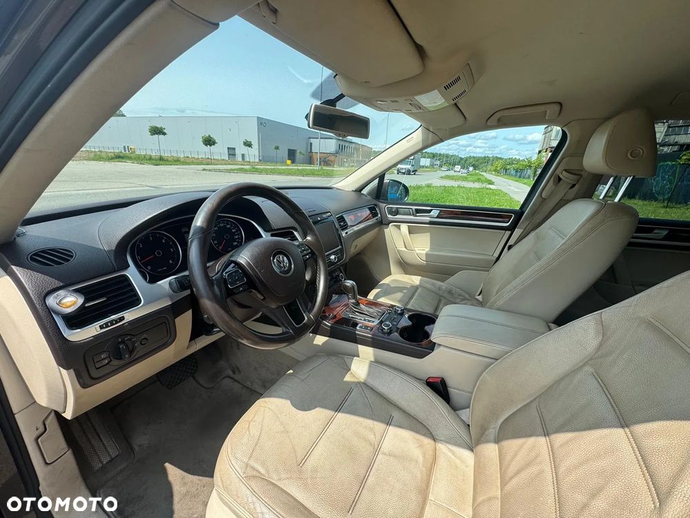 Volkswagen Touareg 3.0 V6 TDI BMT - 10