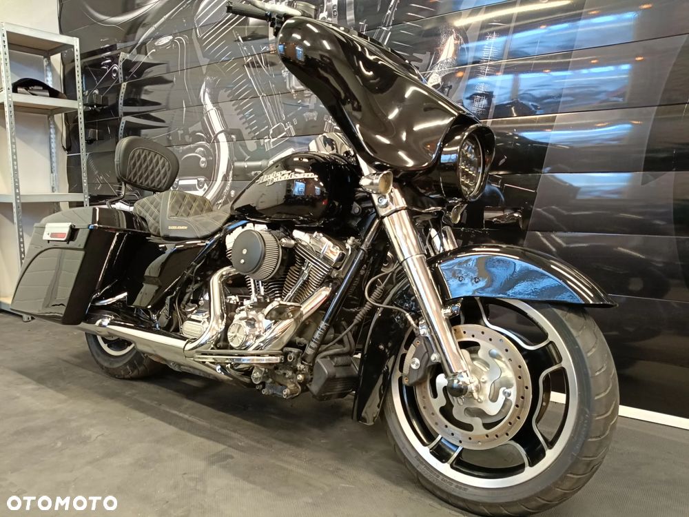 Harley-Davidson Touring Street Glide - 3