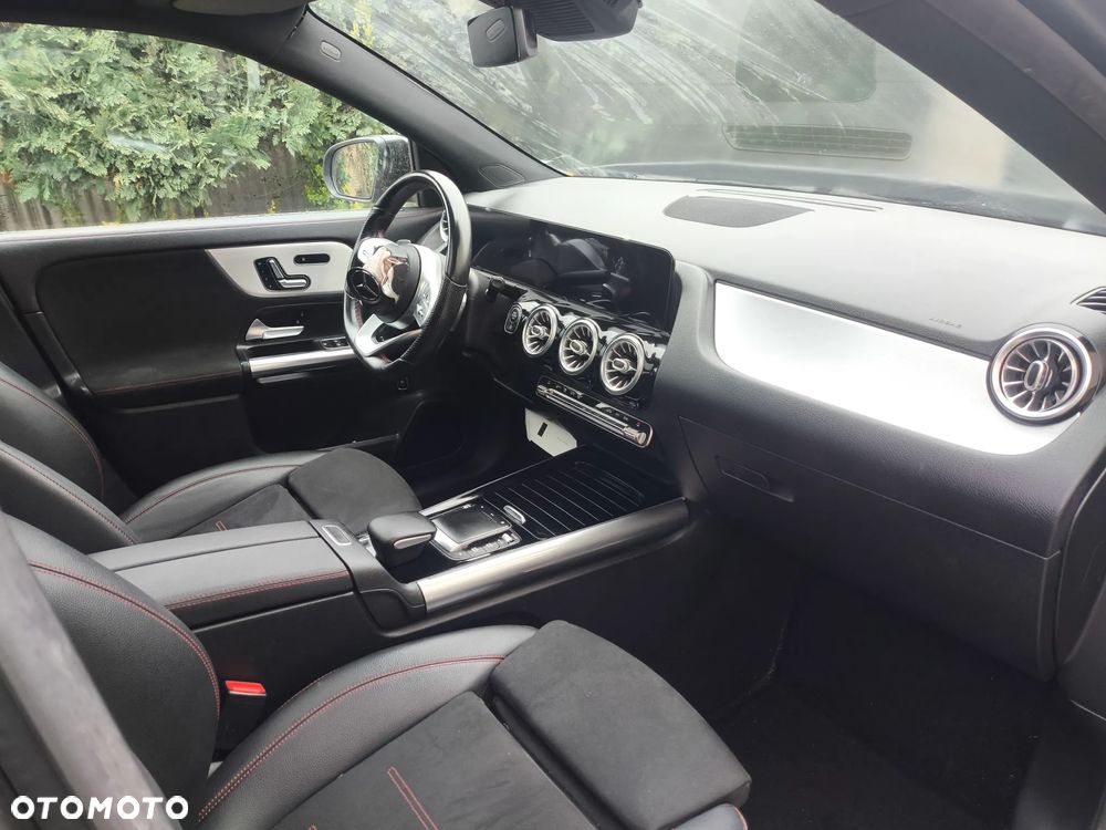 Mercedes-Benz GLA 250 4Matic 8G-DCT AMG Line - 21