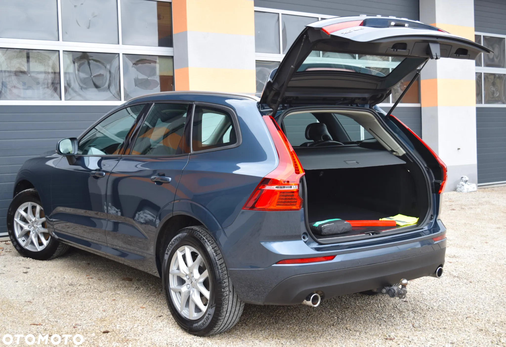 Volvo XC 60 D3 Momentum Pro - 16