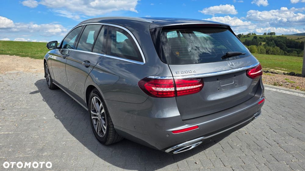 Mercedes-Benz Klasa E 200 d Avantgarde - 4