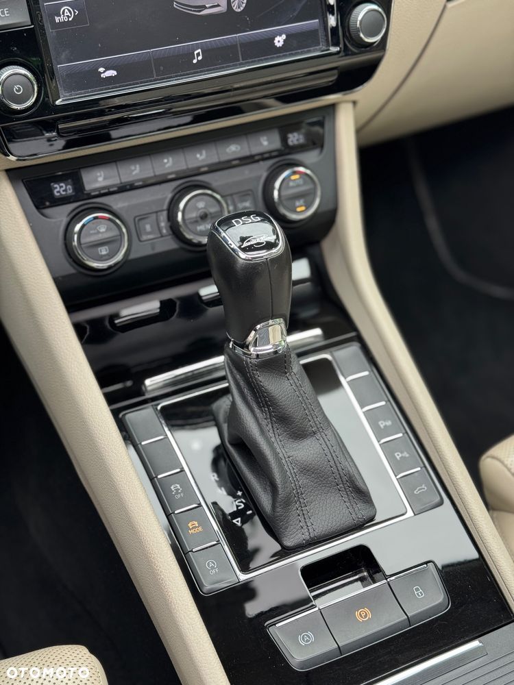 Skoda Superb 2.0 TSI L&K DSG - 12
