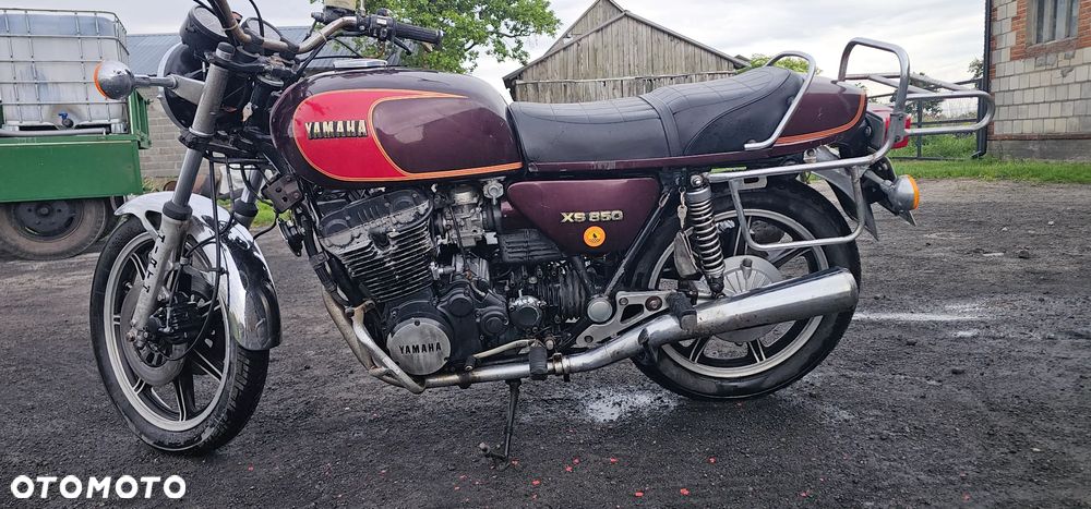 Yamaha XS - 2