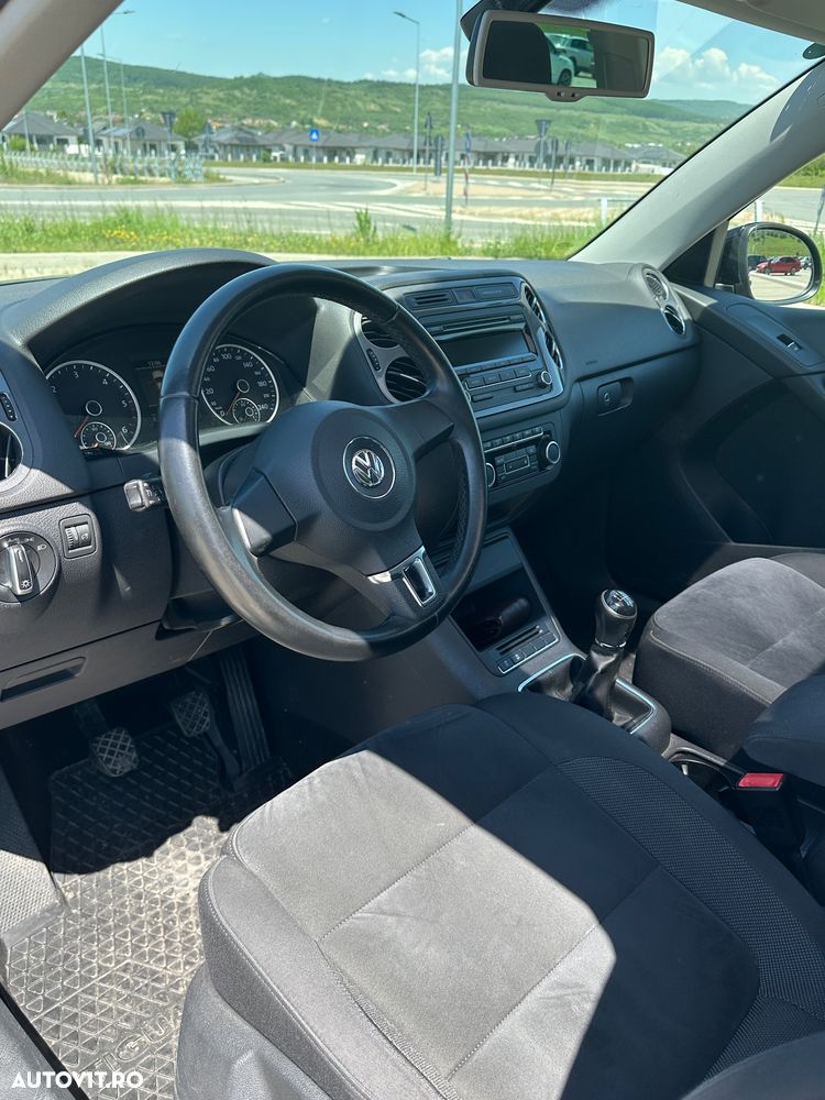 Volkswagen Tiguan 2.0 TDI 4Motion Trend & Fun - 5
