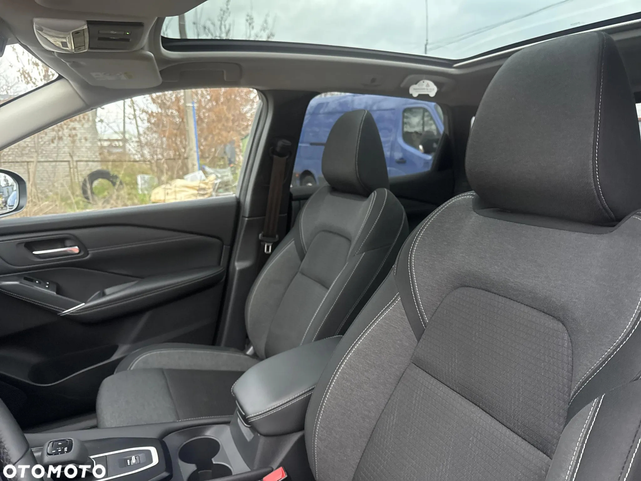 Nissan Qashqai 1.3 DIG-T mHEV N-Connecta Xtronic - 12