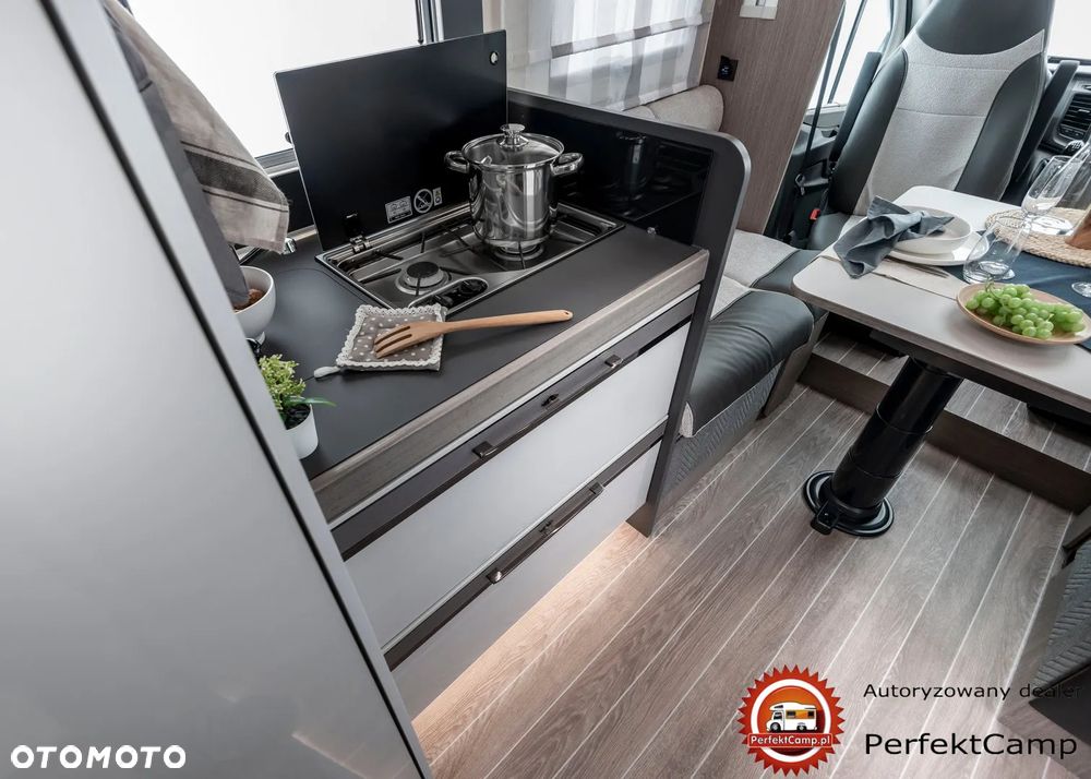 Roller Team ZEFIRO 287TL NOWY MODEL 2025 AUTOMAT 165KM TV 32 CALE ROUTER WIFI BAGAŻNIK NA ROWERY ISOFIX - 10