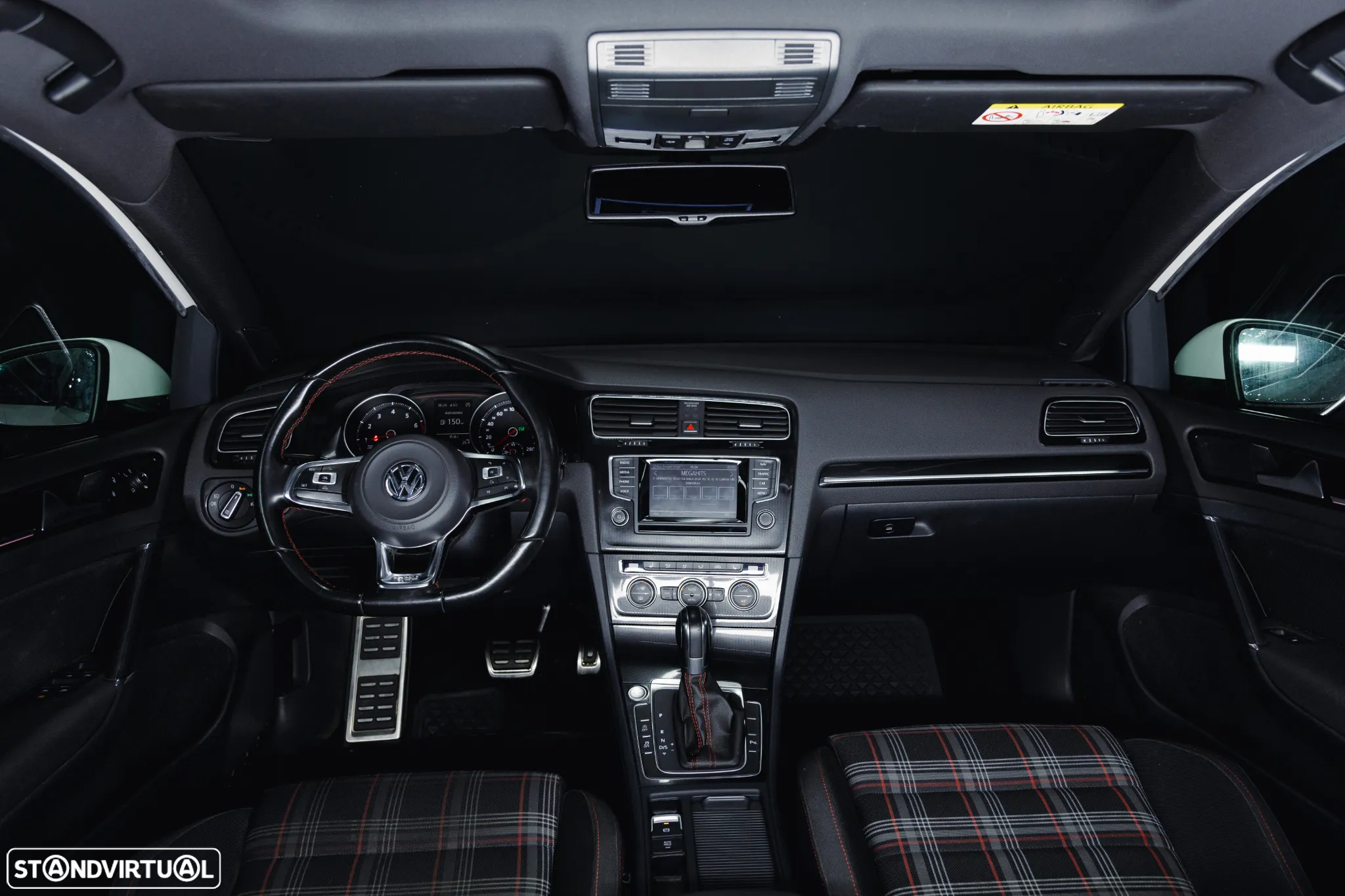 VW Golf 2.0 TSi GTi DSG Performance - 8