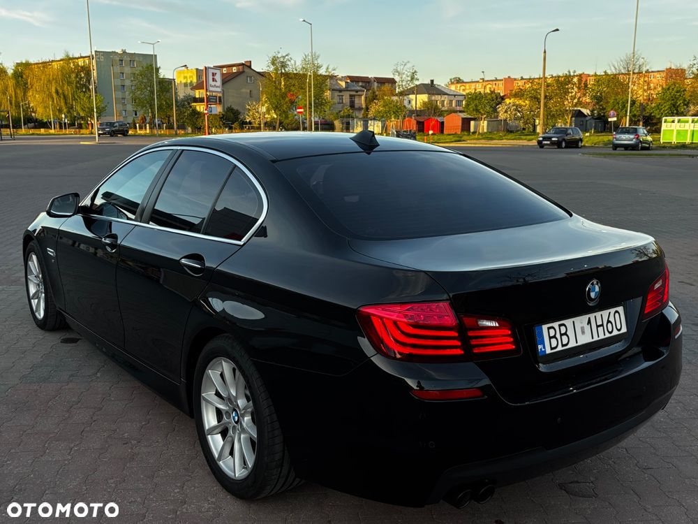 BMW Seria 5 525d xDrive Sport-Aut - 7