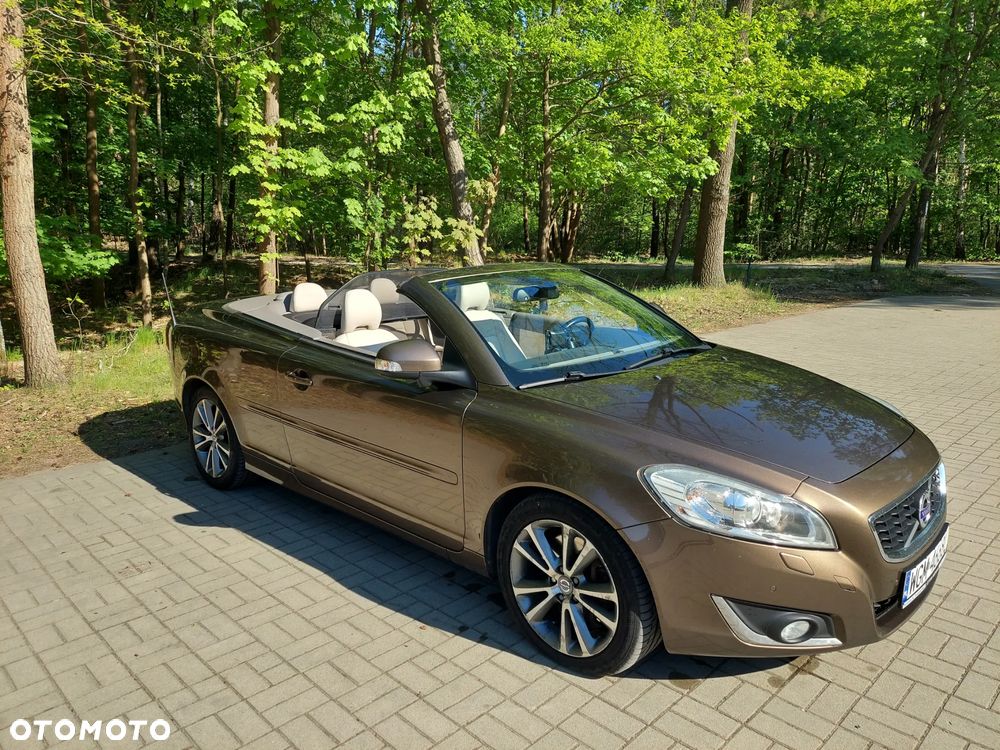 Volvo C70 D3 Summum - 17