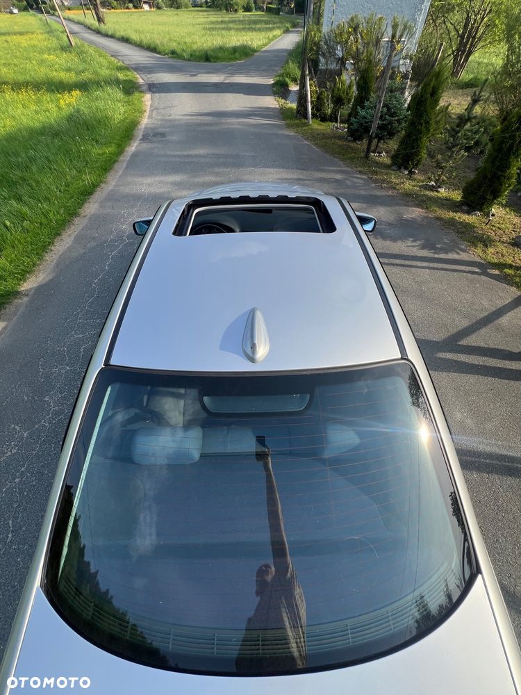 BMW Seria 3 318i - 12