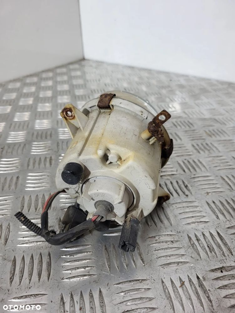 Hyundai Terracan Halogen Lewy Prawy Przód - 10