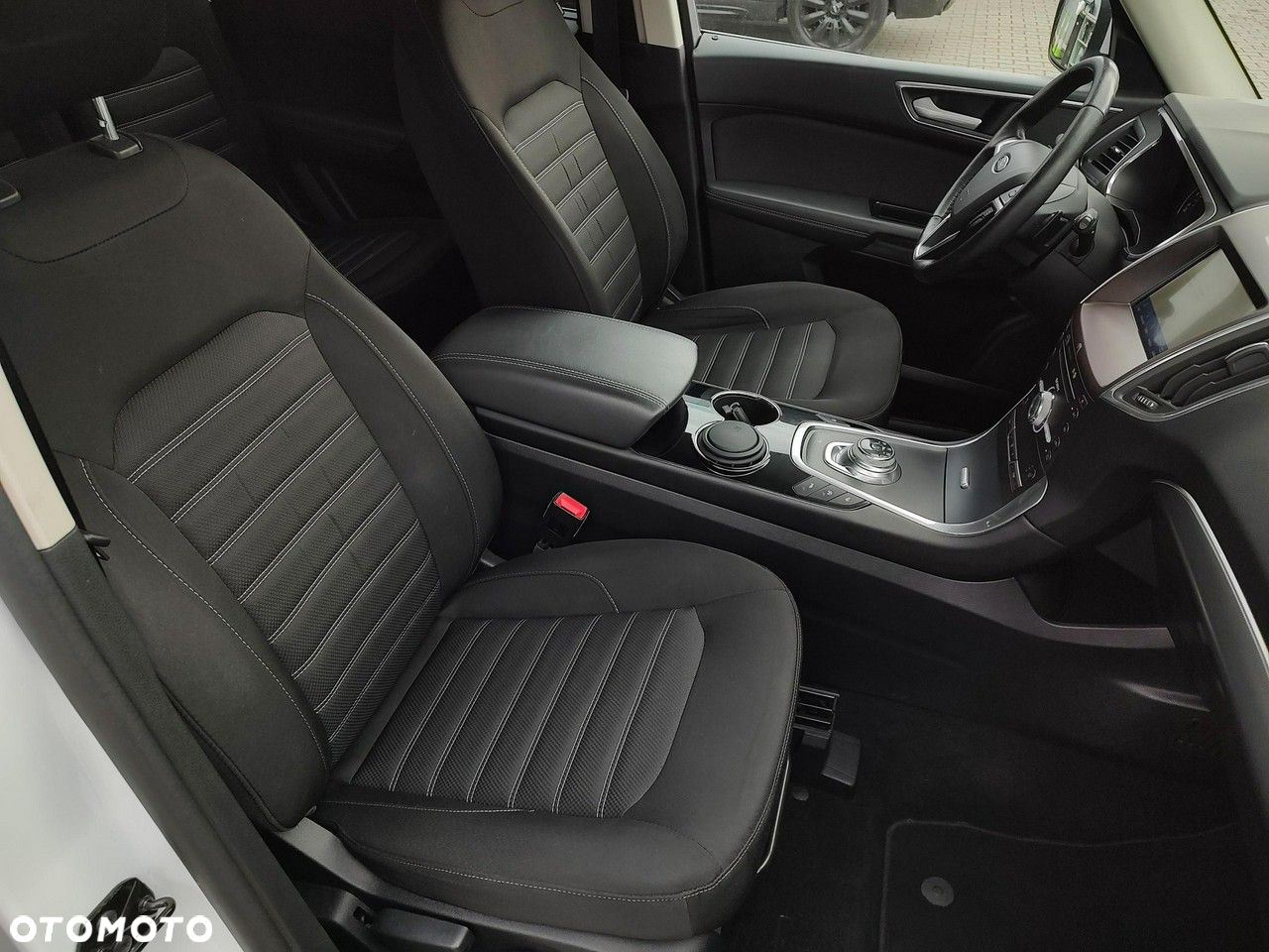 Ford Galaxy - 27
