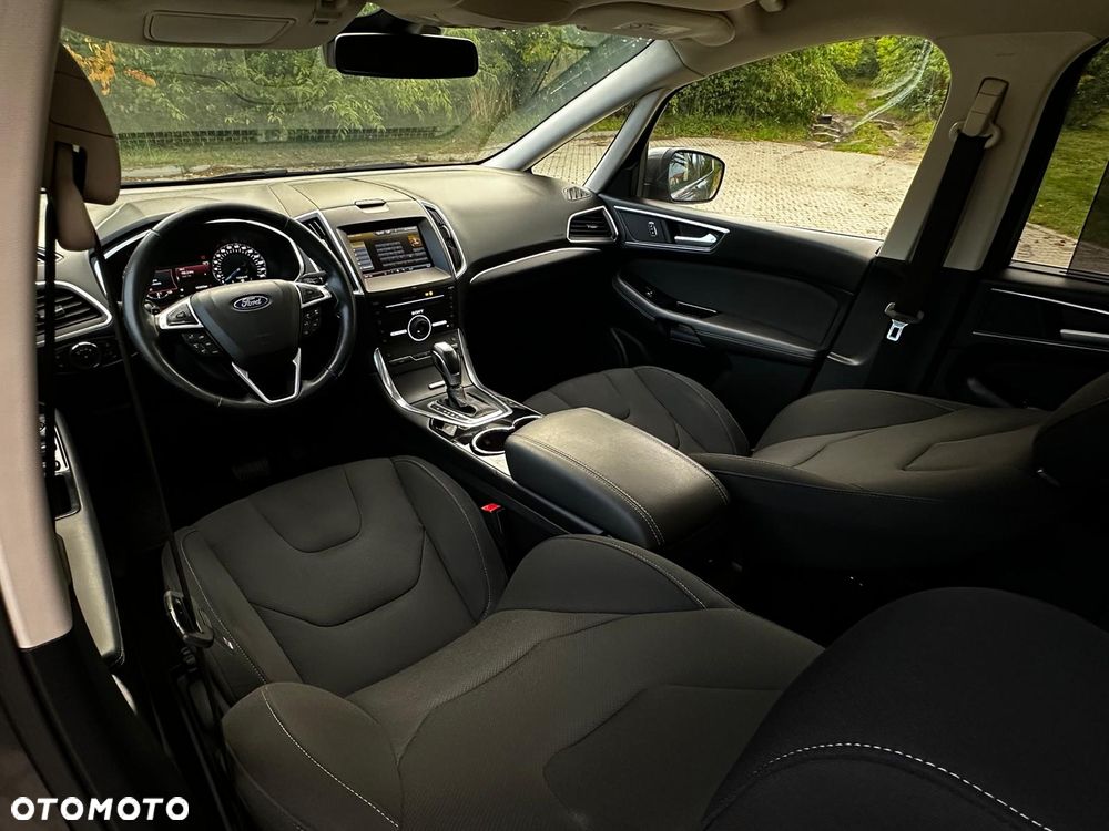 Ford S-Max 2.0 TDCi Bi-Turbo Titanium PowerShift - 25