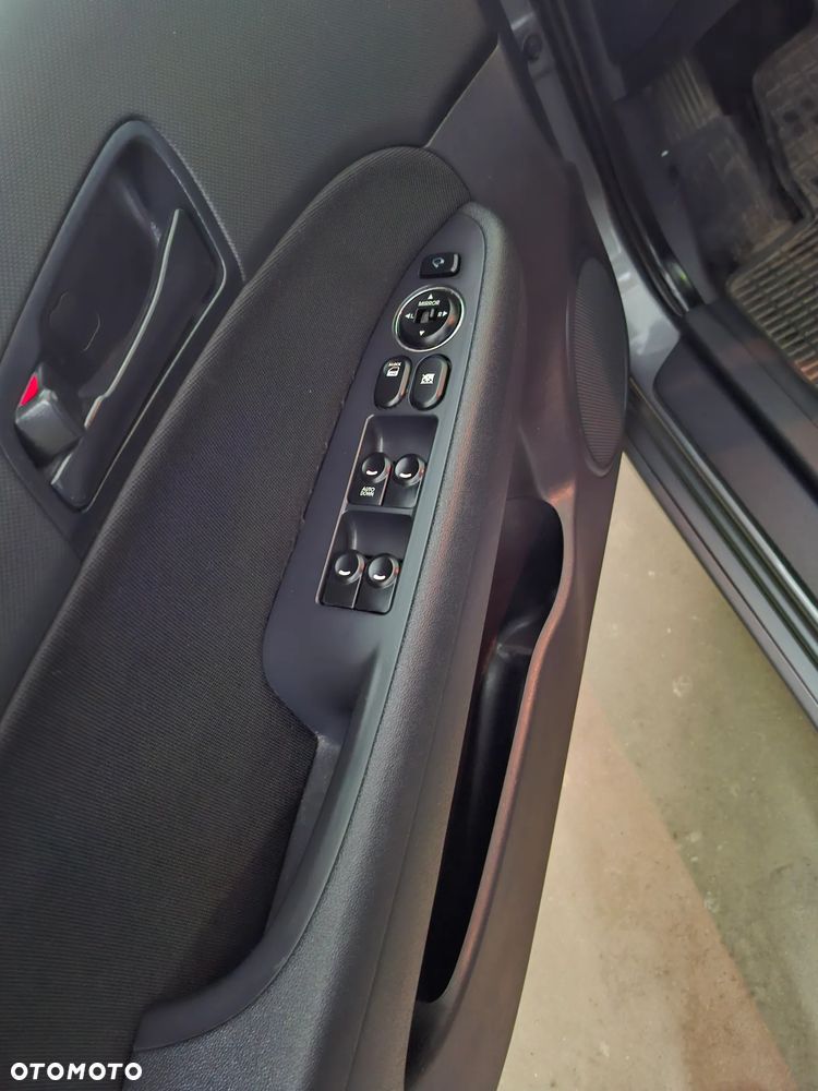 Hyundai i30 1.4 Comfort - 8