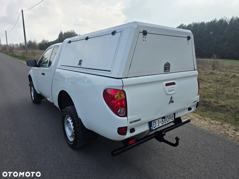 Mitsubishi L200 2.5 DID SC Inform - 36