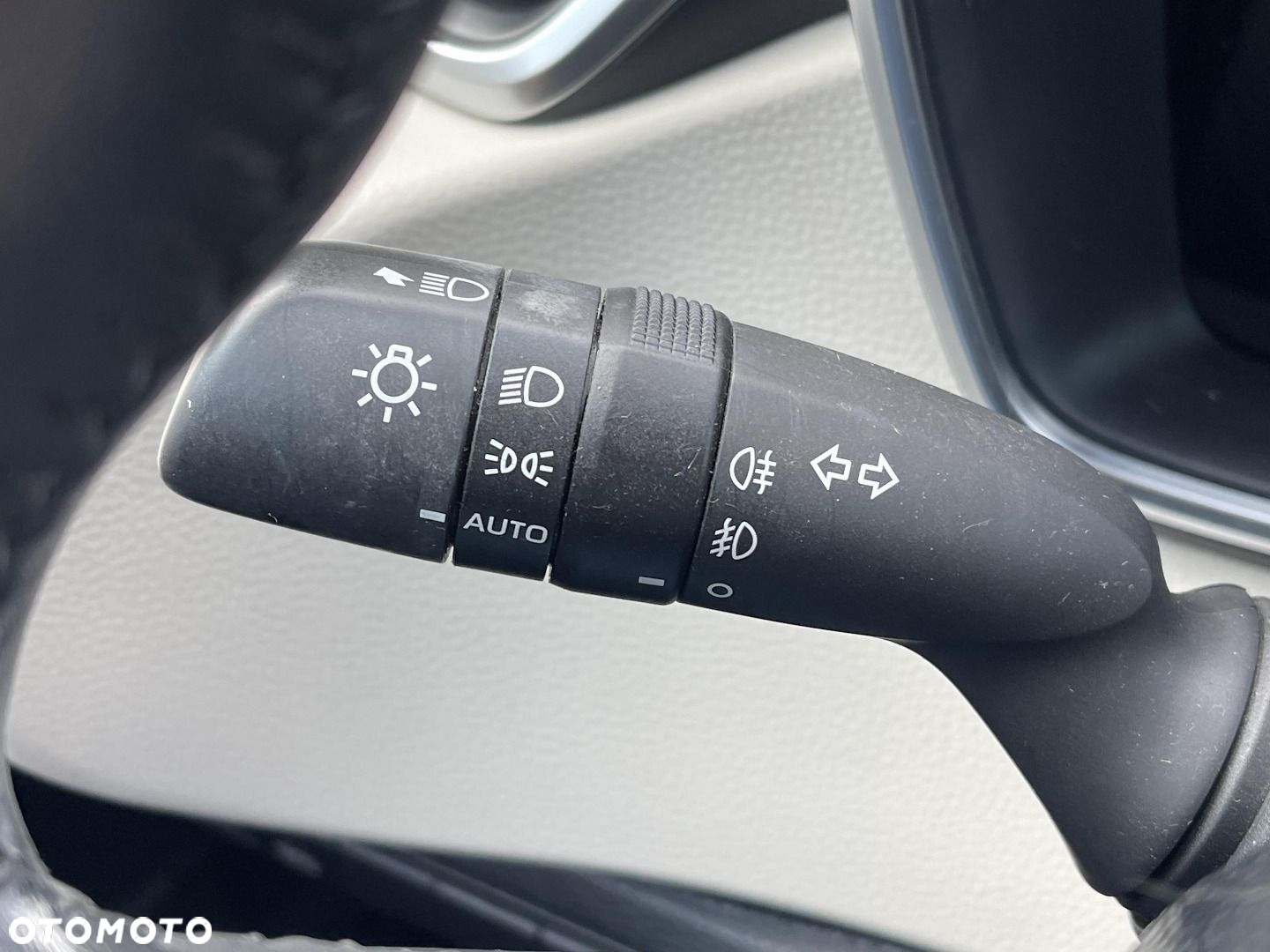 Toyota Corolla - 16