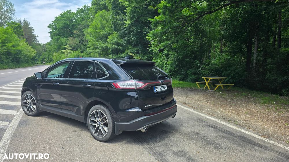 Ford Edge 2.0 TDCi Powershift Titanium - 3