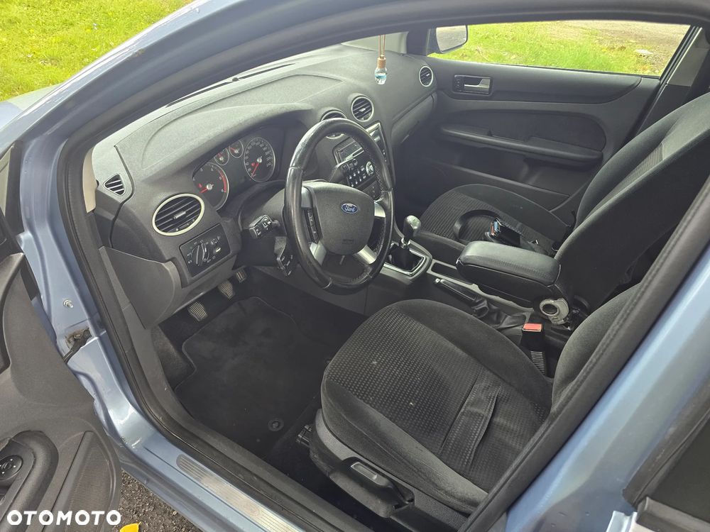 Ford Focus 1.6 TDCi Ghia - 6