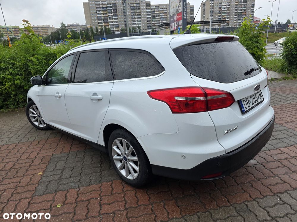 Ford Focus 1.0 EcoBoost STart-Stopp-System TITANIUM DESIGN - 25
