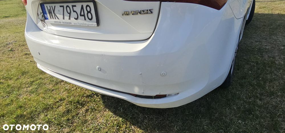 Toyota Avensis 1.8 Active - 13
