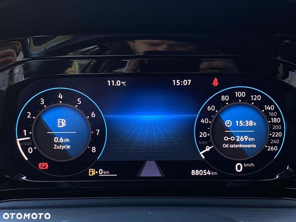 Volkswagen Golf - 16