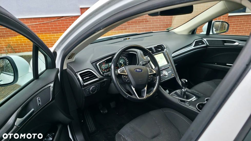 Ford Mondeo 1.5 EcoBoost Titanium - 11
