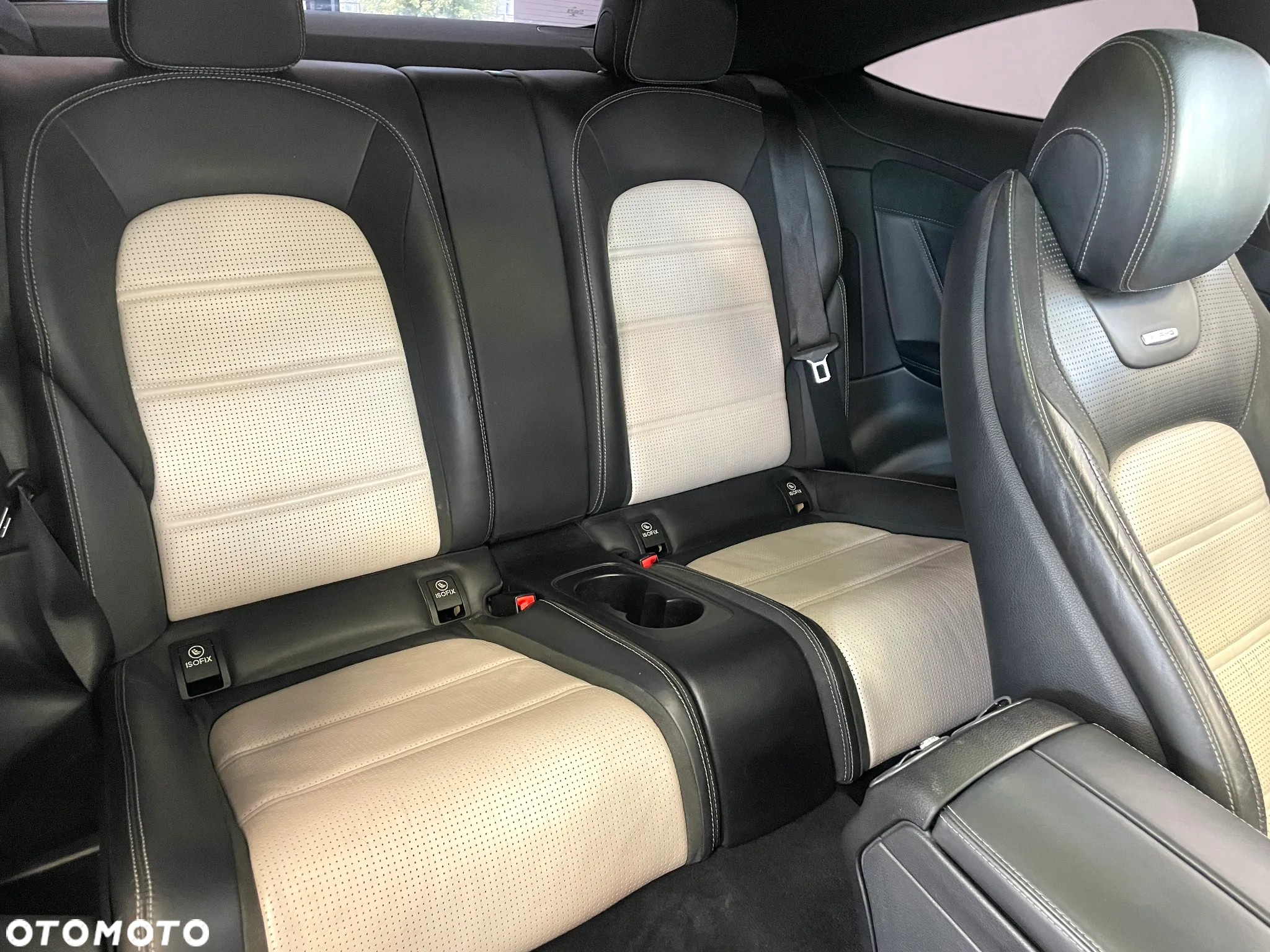 Mercedes-Benz Klasa C AMG 63 Coupe AMG Speedshift 7G-MCT - 20