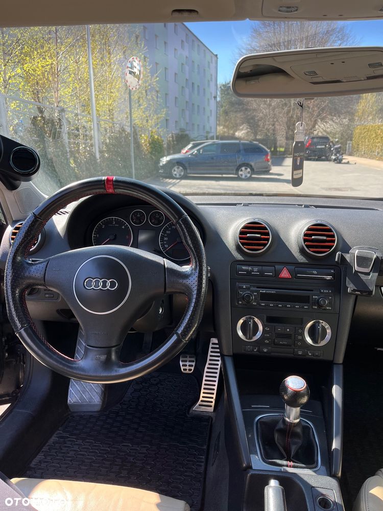 Audi A3 3-drzwiowe 2.0 TDI DPF Ambition - 6