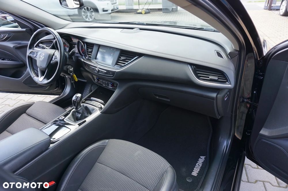 Opel Insignia 1.5 ECOTEC Direct Inj Turbo Business Innovation - 26