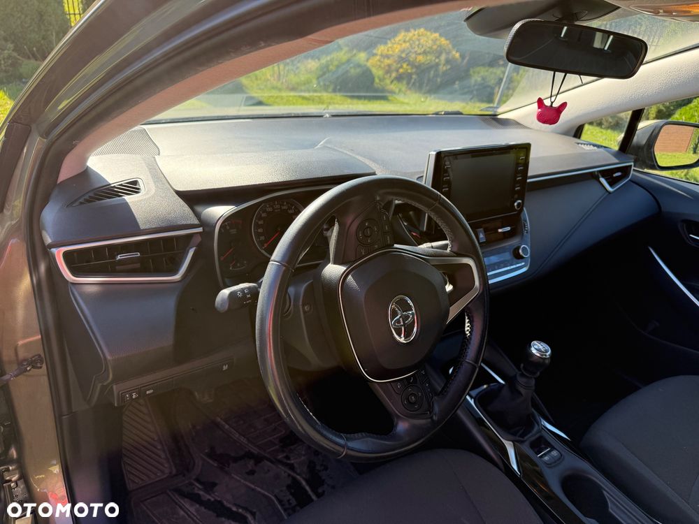 Toyota Corolla - 8
