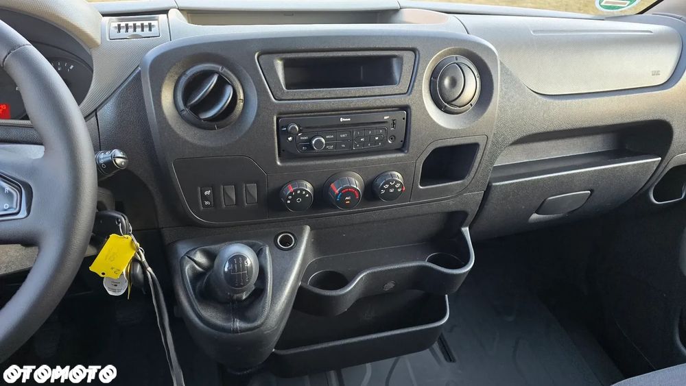 Renault Master - 15