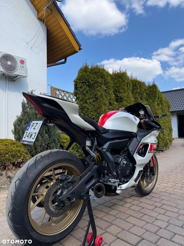 Yamaha R7 - 3