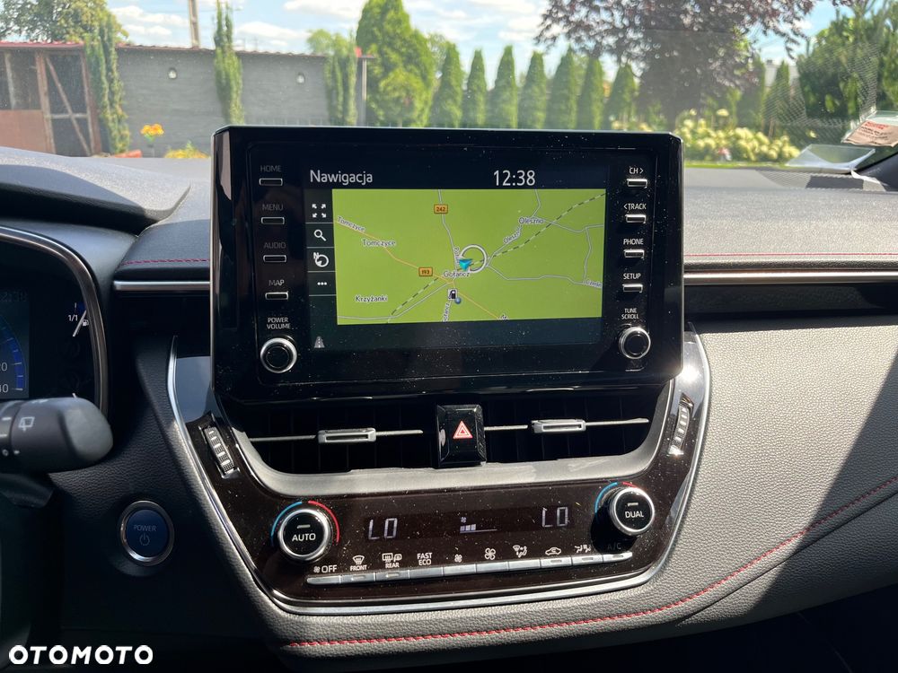 Toyota Corolla 2.0 Hybrid Executive - 21