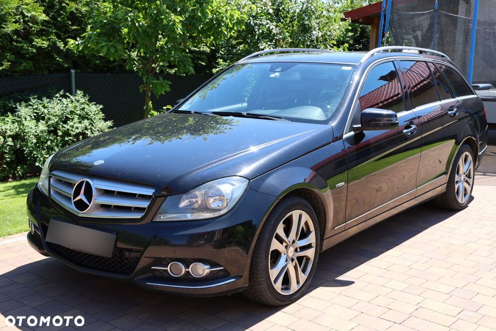 Mercedes-Benz Klasa C 200 CDI BlueEff Avantgarde - 2