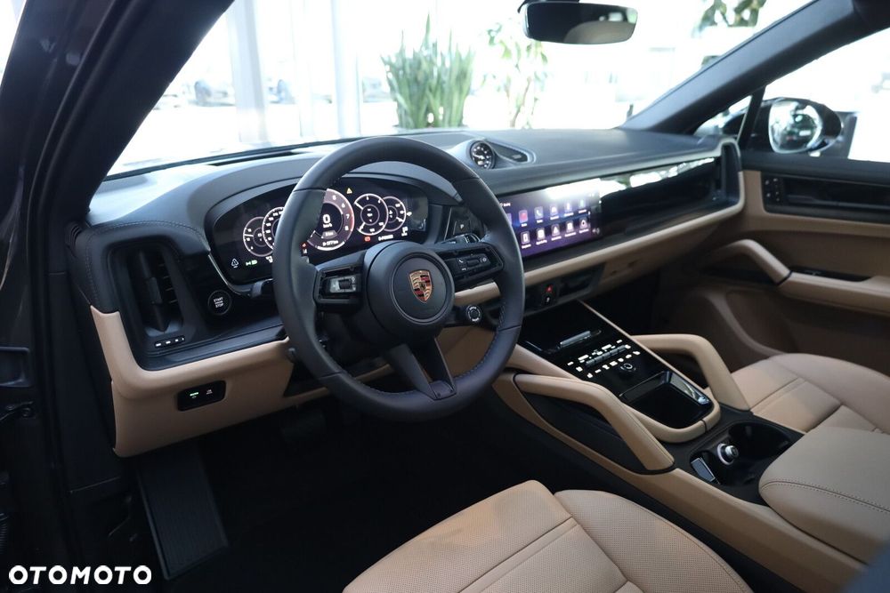 Porsche Cayenne - 8