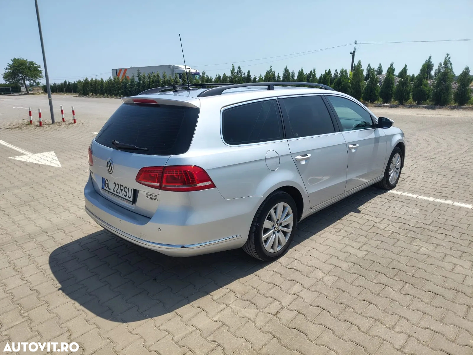 Volkswagen Passat Variant 2.0 Blue TDI DSG SCR Highline - 3