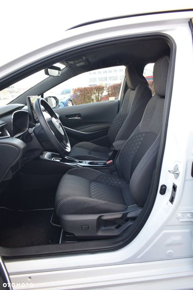 Toyota Corolla 1.8 Hybrid Comfort - 12