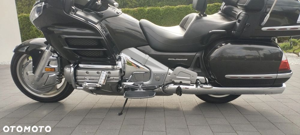Honda GL - 38