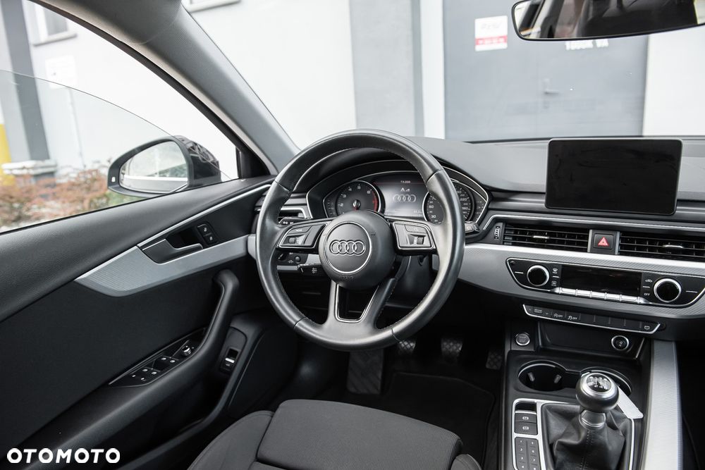 Audi A4 Avant - 27