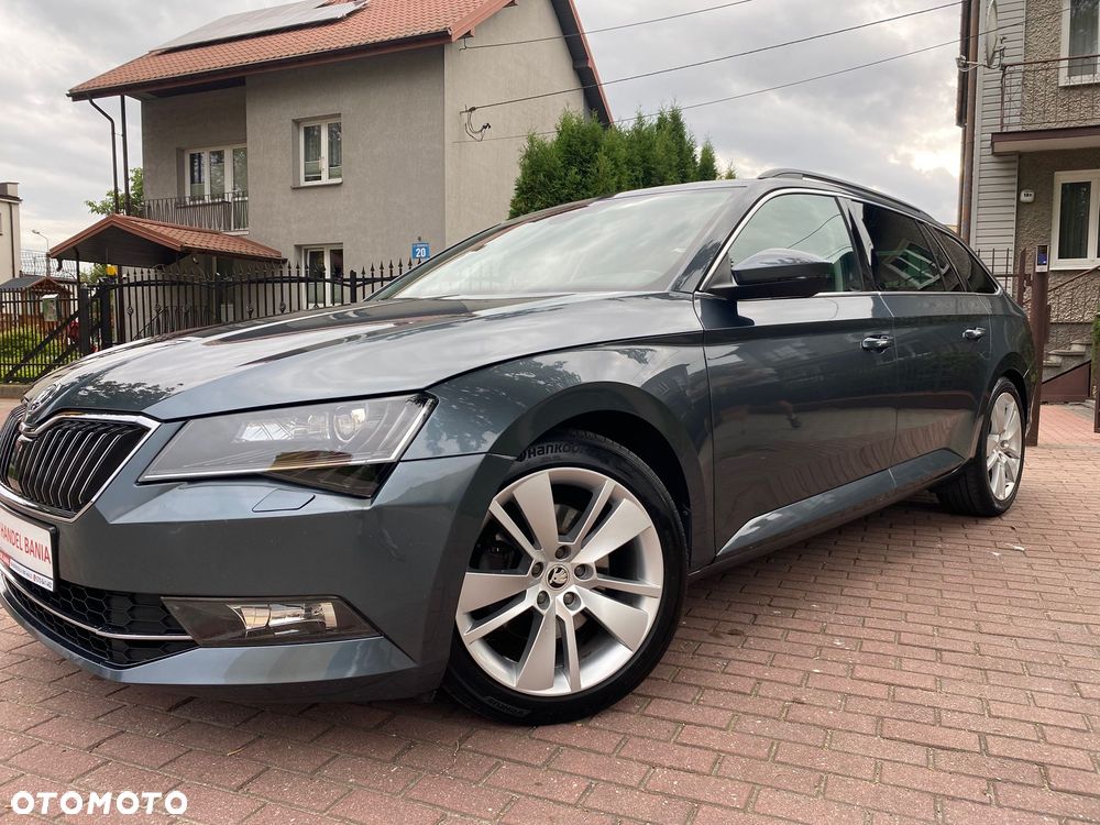 Skoda Superb 2.0 TDI Ambition - 19