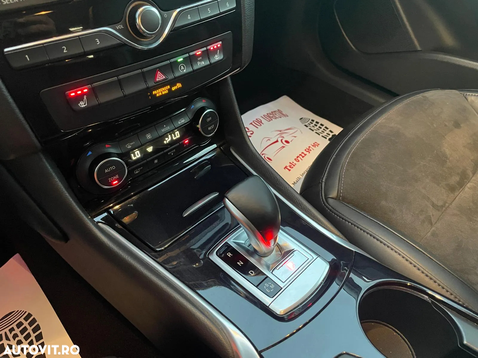 Infiniti Q30 - 22