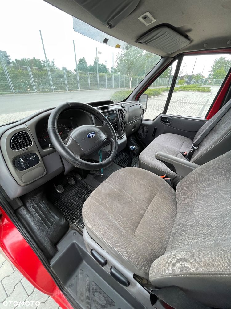Ford Transit - 22
