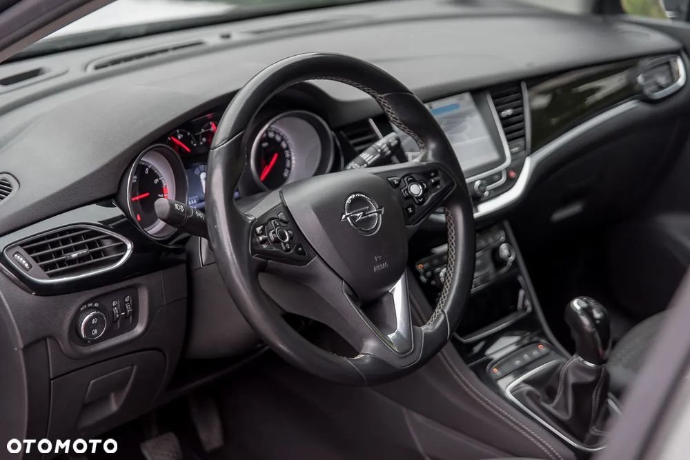 Opel Astra 1.4 Turbo Dynamic - 18